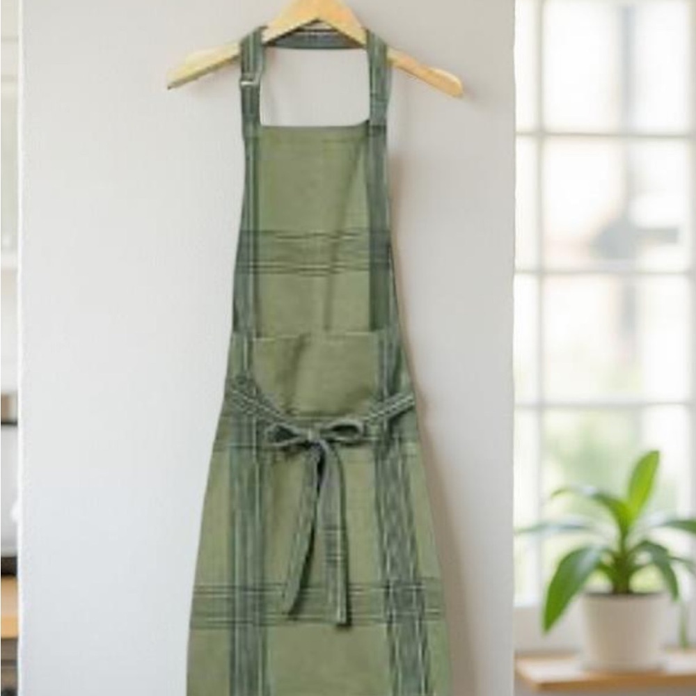 Hearth & Hand Adult Apron (Adjustable open-waist,-Sage Green, 100% cotto… - Picture 3 of 16